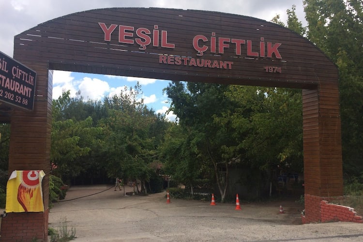 yesil ciftlik zekeriyakoy istanbul zomato